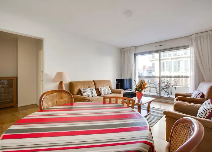 Апартаменты Welkeys - Pellot Биарриц